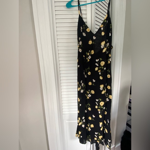 Reformation Dietrich dress - Picture 2 of 5